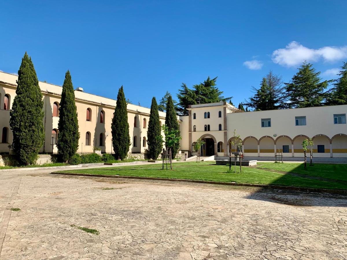 Готель Monastero San Vincenzo - Casa Per Ferie Bassano Romano Екстер'єр фото